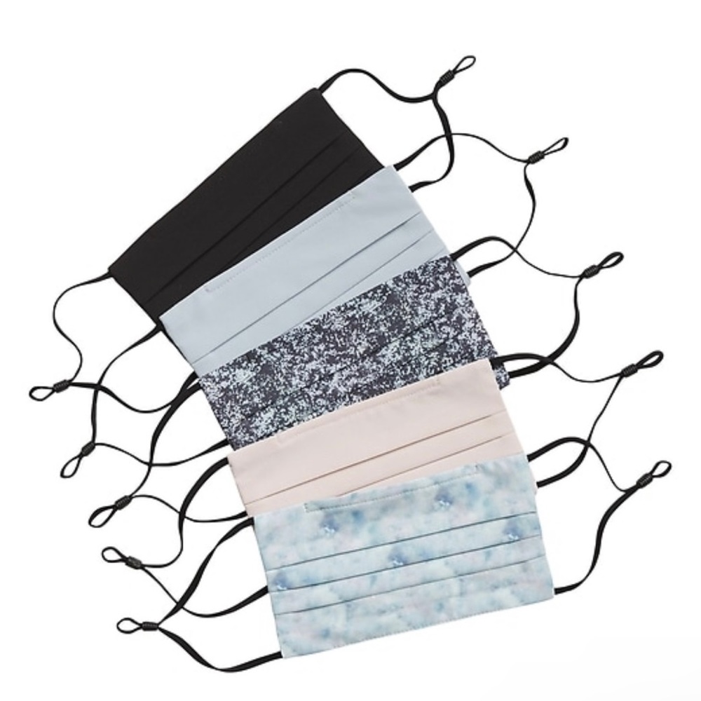 Athleta ADULT Everyday Maks